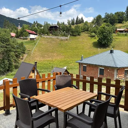 Шале In Rugove, Kosovo *