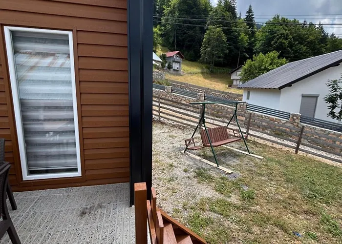 In Rugove, Kosovo Шале *